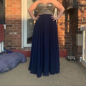 prom/homecoming dress